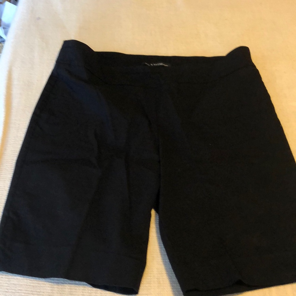 Pull on black shorts